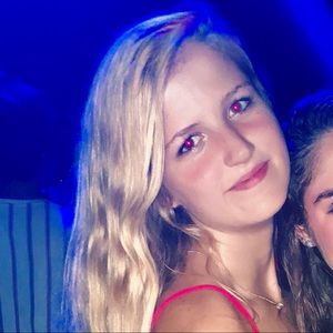 Meet your Posher, Gramme